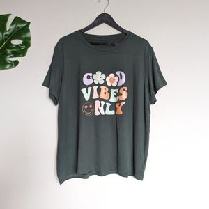 Dark Green good vibes only vintage 70s font graphic short sleeve shirt size 2X